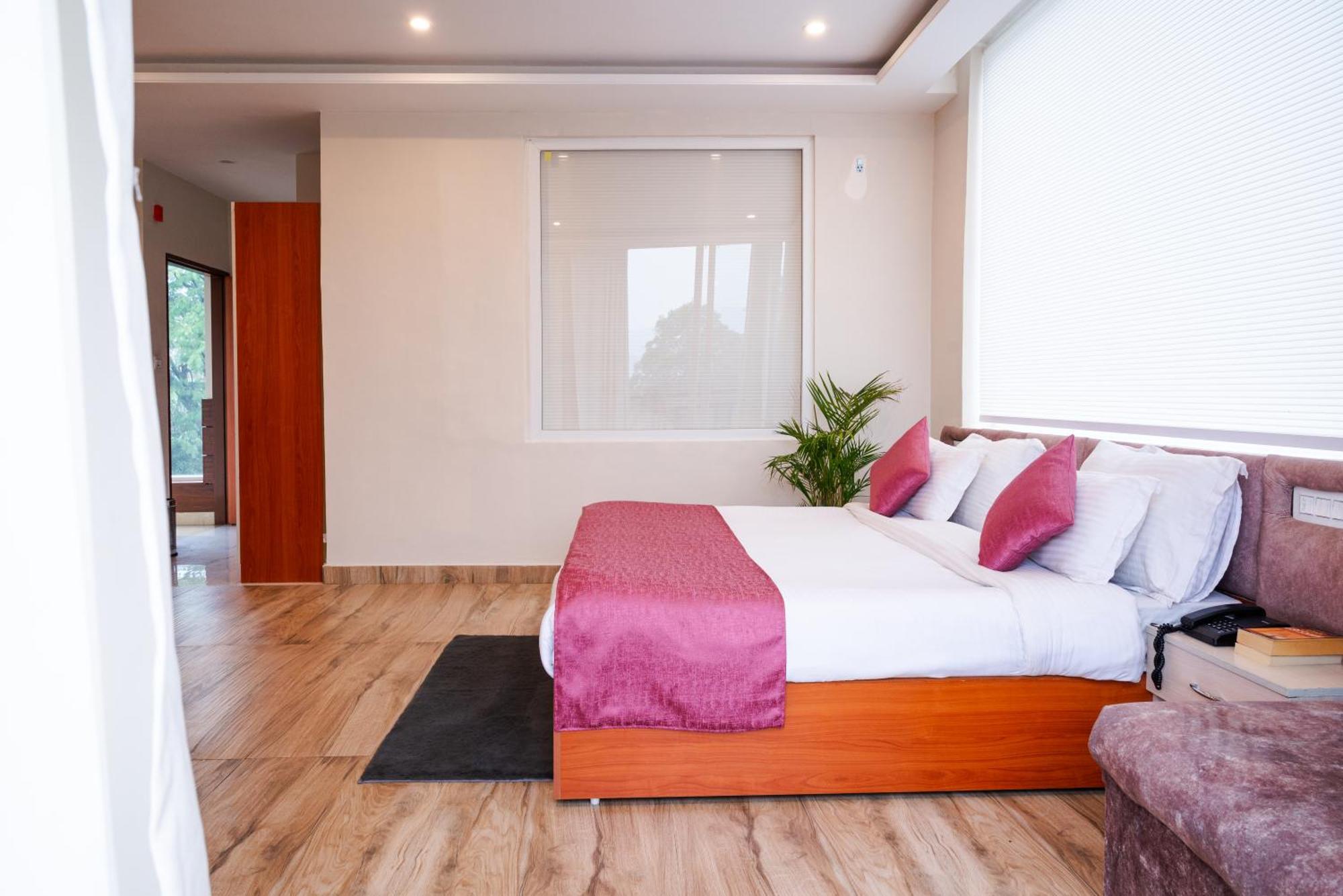Hotel Sagar Residency - Best Mountain View Hotel In Palampur Exterior photo